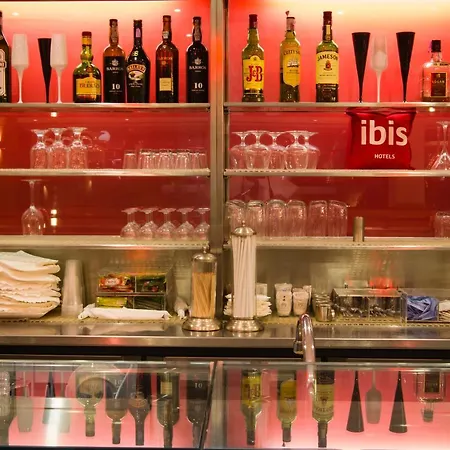 Ibis Sao Joao 2* Порту