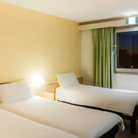 Готель Ibis Sao Joao Порту