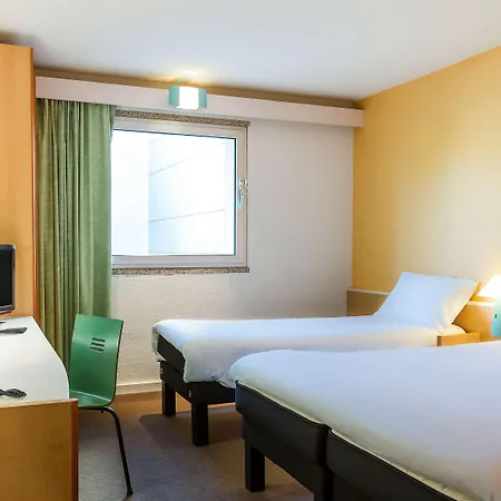 Ibis Sao Joao 2*