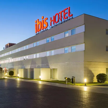 Ibis Sao Joao Готель 2*