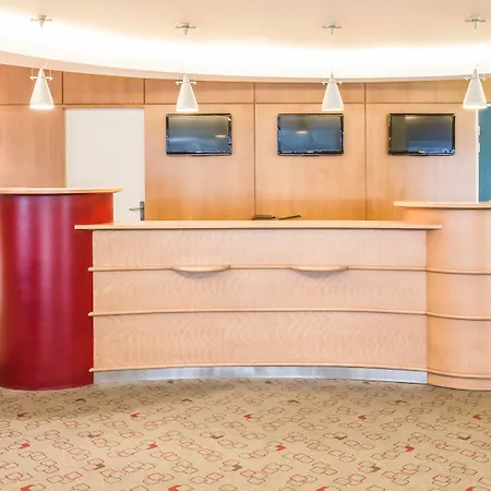 Ibis Sao Joao Порту