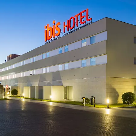 Готель Ibis Sao Joao 2*