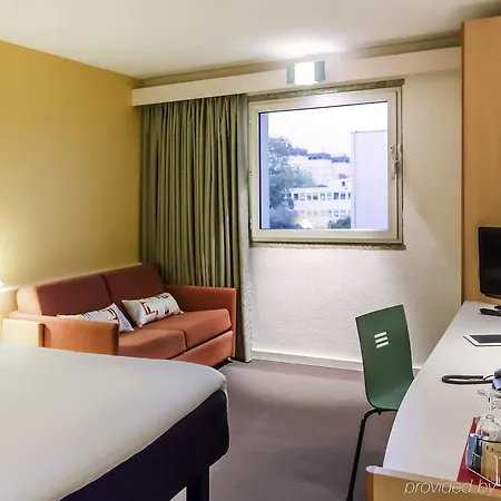 Готель Ibis Sao Joao Порту