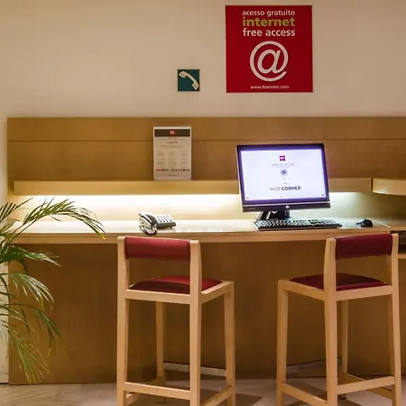 Ibis Sao Joao 2* Порту